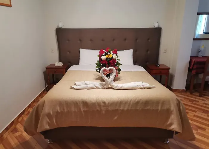 Urpi Hotel 2*