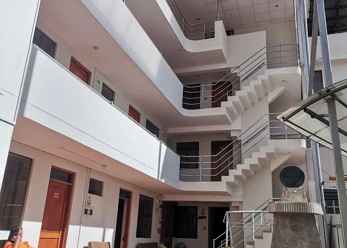 Hotel Urpi 2*